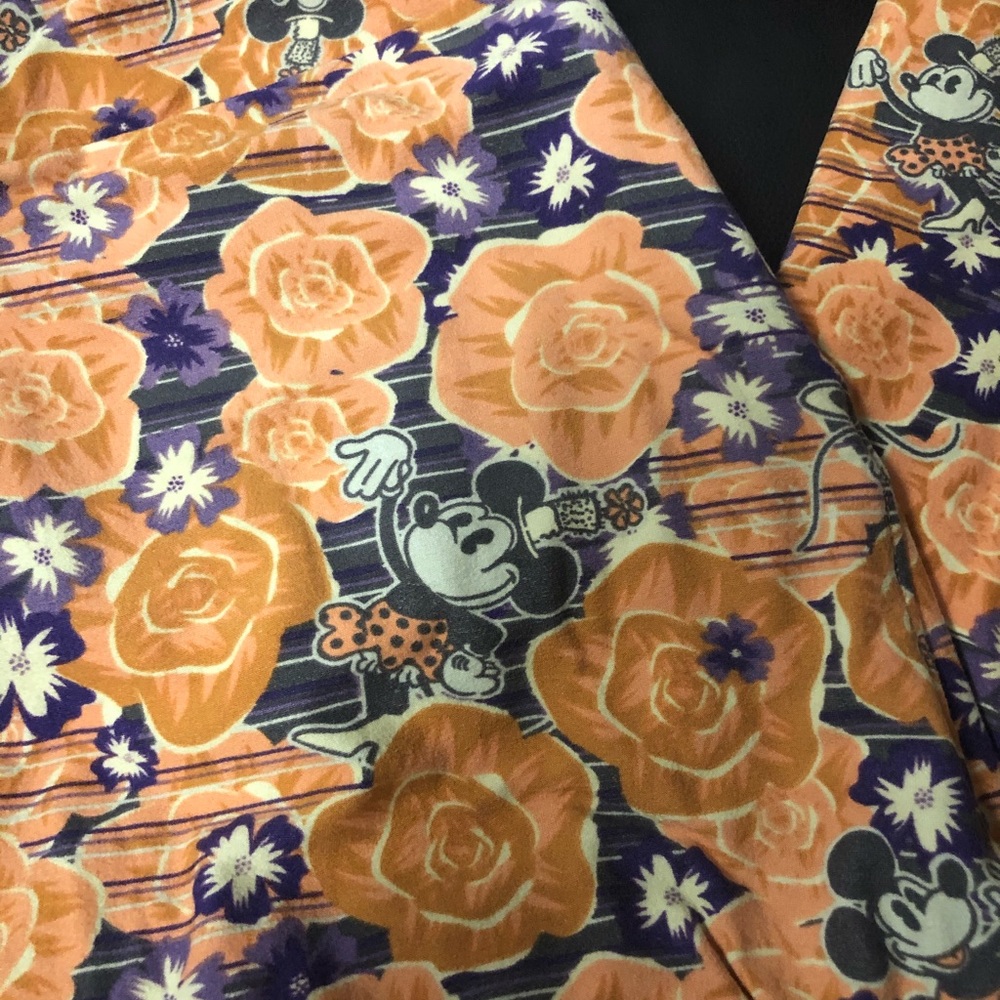 Lula roe Tall & Curvy Minnie Mouse leggings - Picture 2 of 4